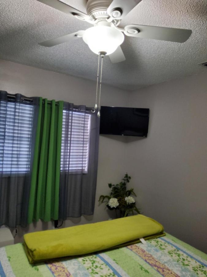 Beautiful Close To Everything Apartment
